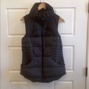 lululemon athletica Fluffin Awesome Vest sz 8